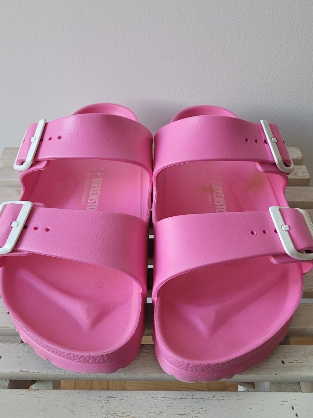 Birkenstock Arizona Big Buckle EVA Pink Sandals-Size 39